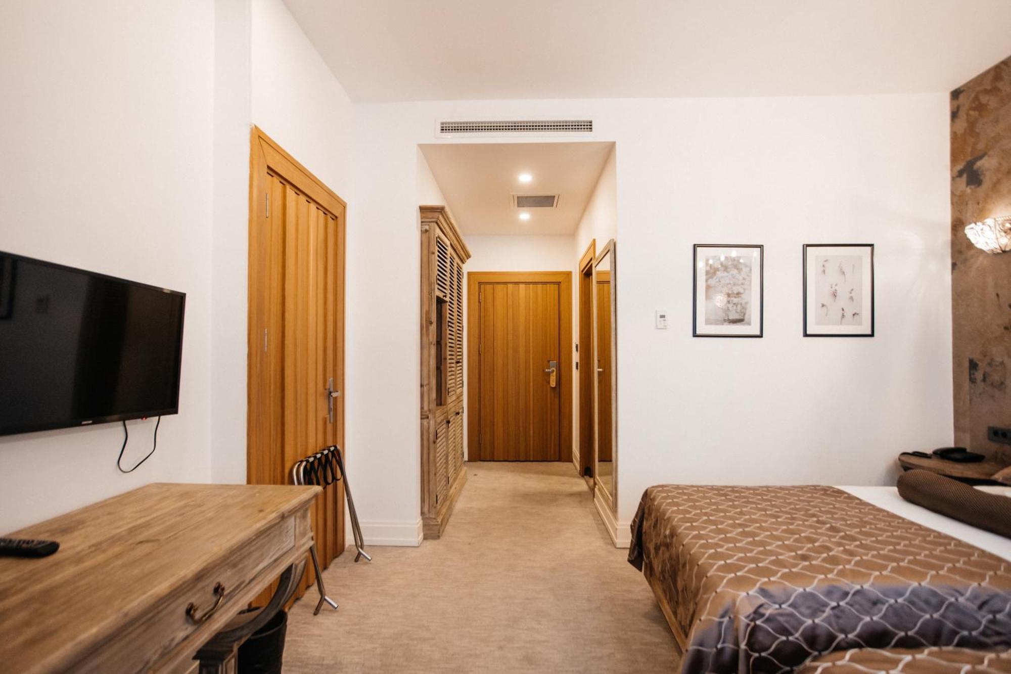 فندق Shirvanshah 5*