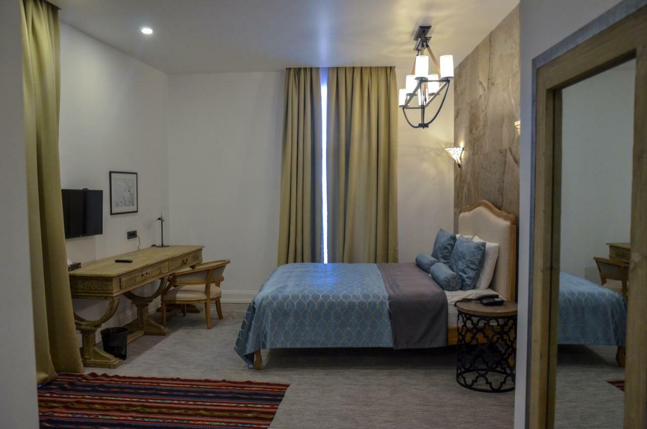 فندق Shirvanshah 5*